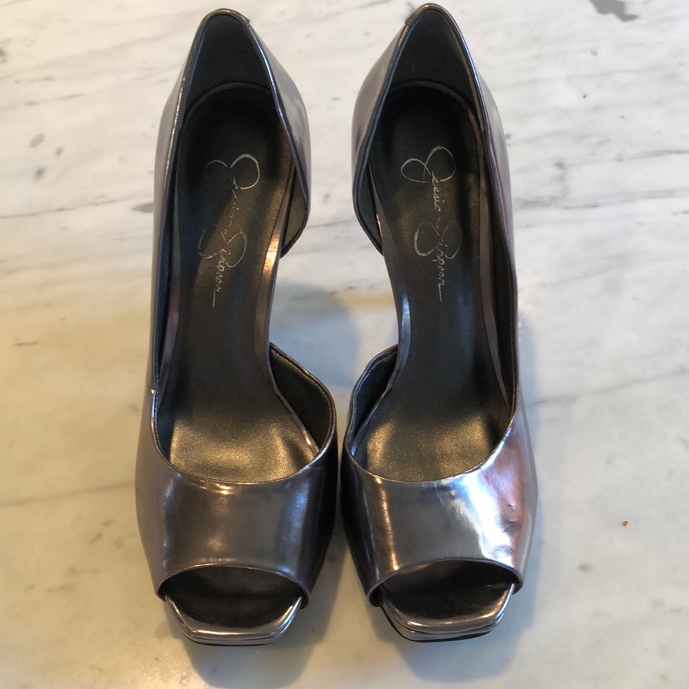 Jessica Simpson heels